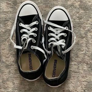 Black converse